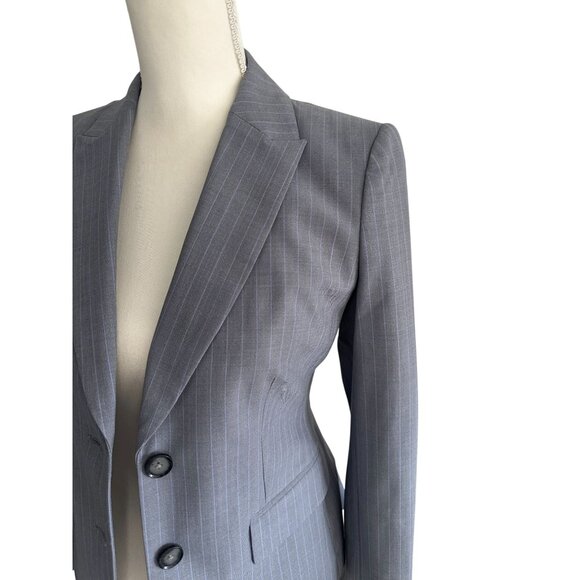 BANANA REPUBLIC Gray Pinstriped Blazer Jacket Size 2P - Picture 2 of 7